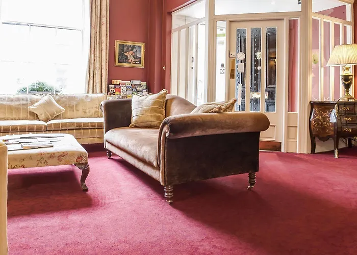 Albany House 3* Dublin