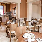 Albany House Hotel