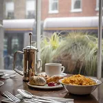 Hotel Albany House 3*