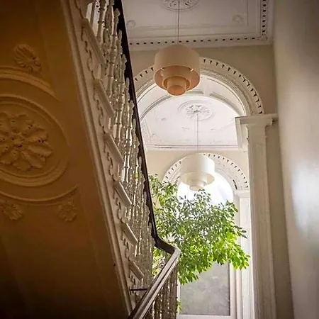 Albany House