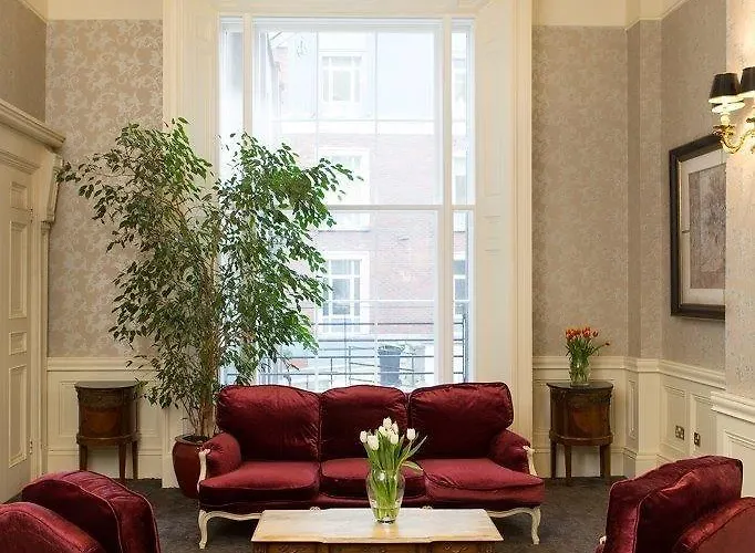 Hotell Albany House 3*