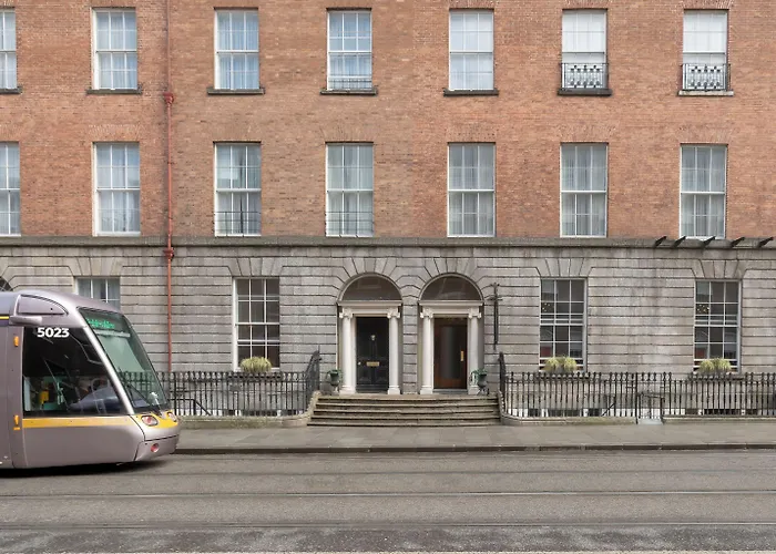 Albany House