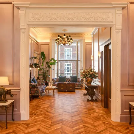 Albany House Szálloda 3*