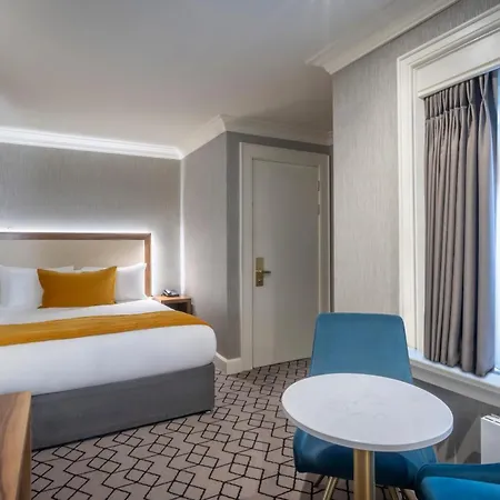 Albany House 3*
