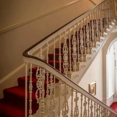 Albany House Отель Дублин