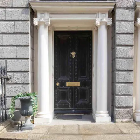 Albany House Дублин