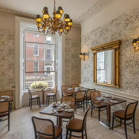 Albany House Отель