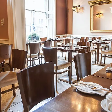 Albany House Отель 3*